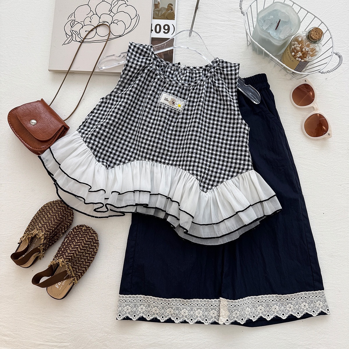 Summer Girls' Outfit Set Plaid Sleeveless Top with Lace Trim and Wide-Leg Pants, Casual Two-Piece
