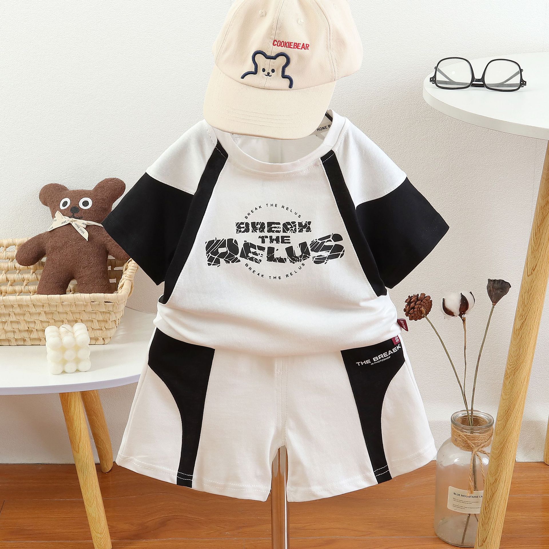 Children's summer sports short sleeved two-piece set