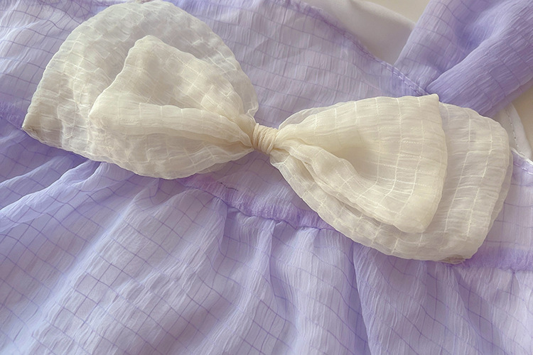 Cute Bow Sleeveless Set in Use