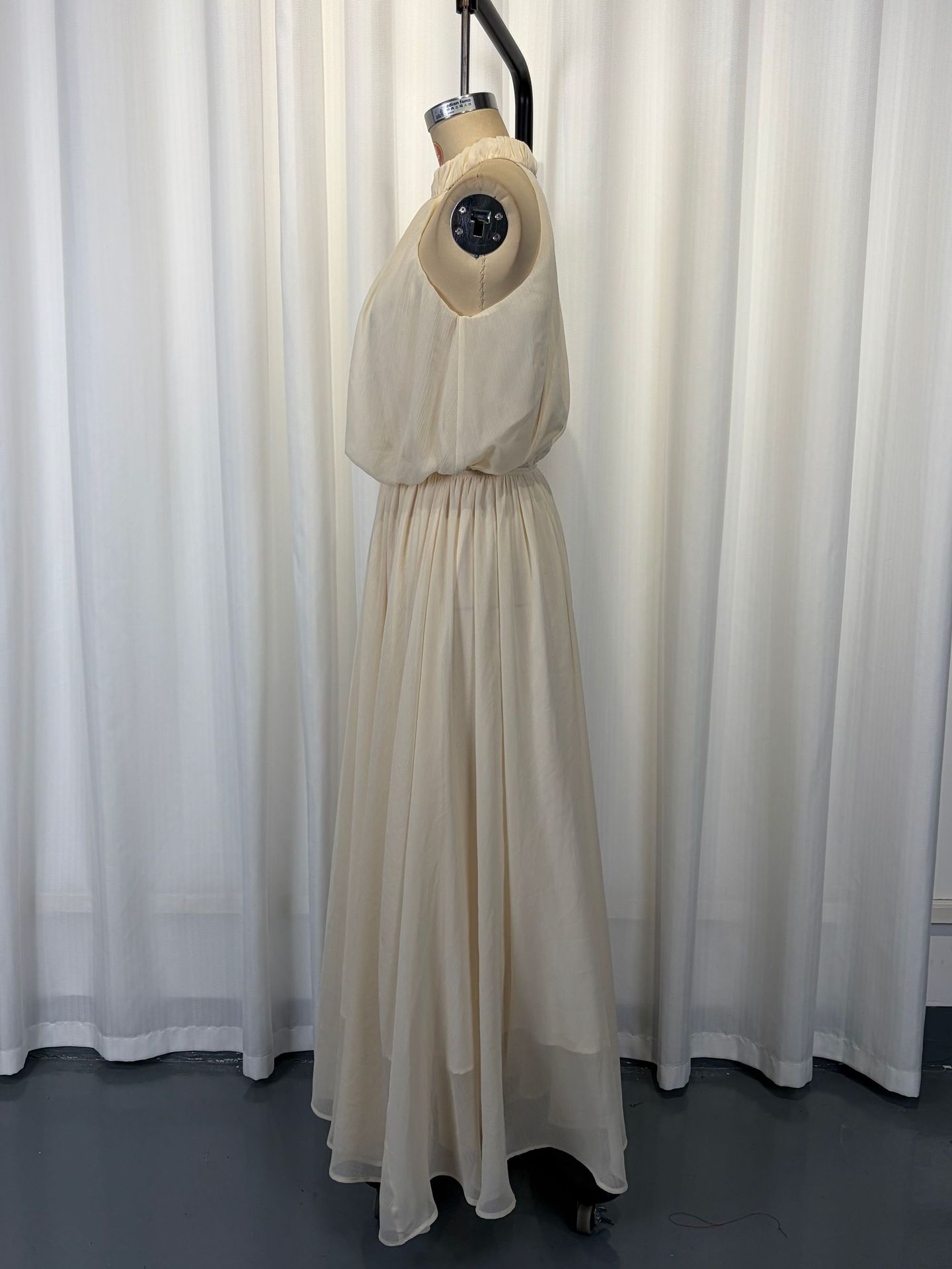 Boho chic maxi dress beige white – halter neck fairy dress vacation style