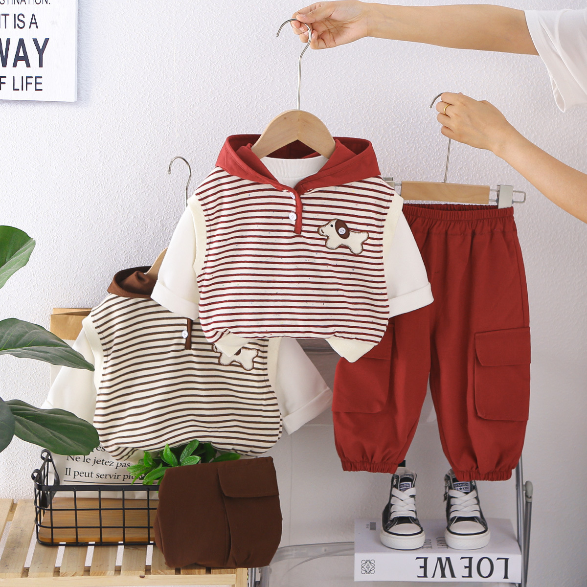 Spring and Autumn striped hooded vest long sleeved three piece set