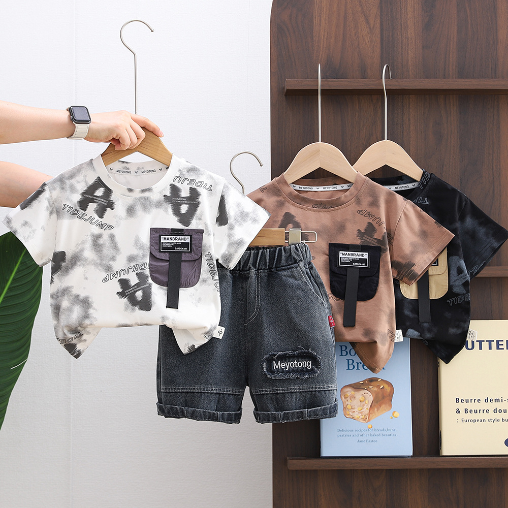 Full printed letter short sleeved two-piece casual clothing children's clothing