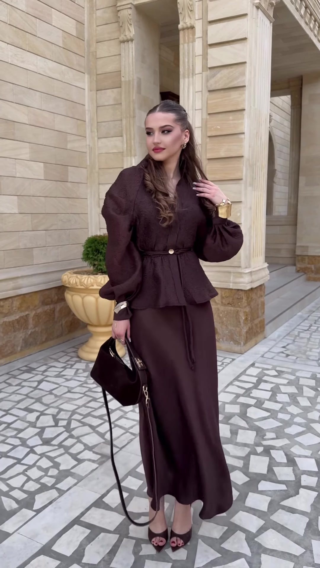 Women's puff sleeve peplum top — belted waist close-up