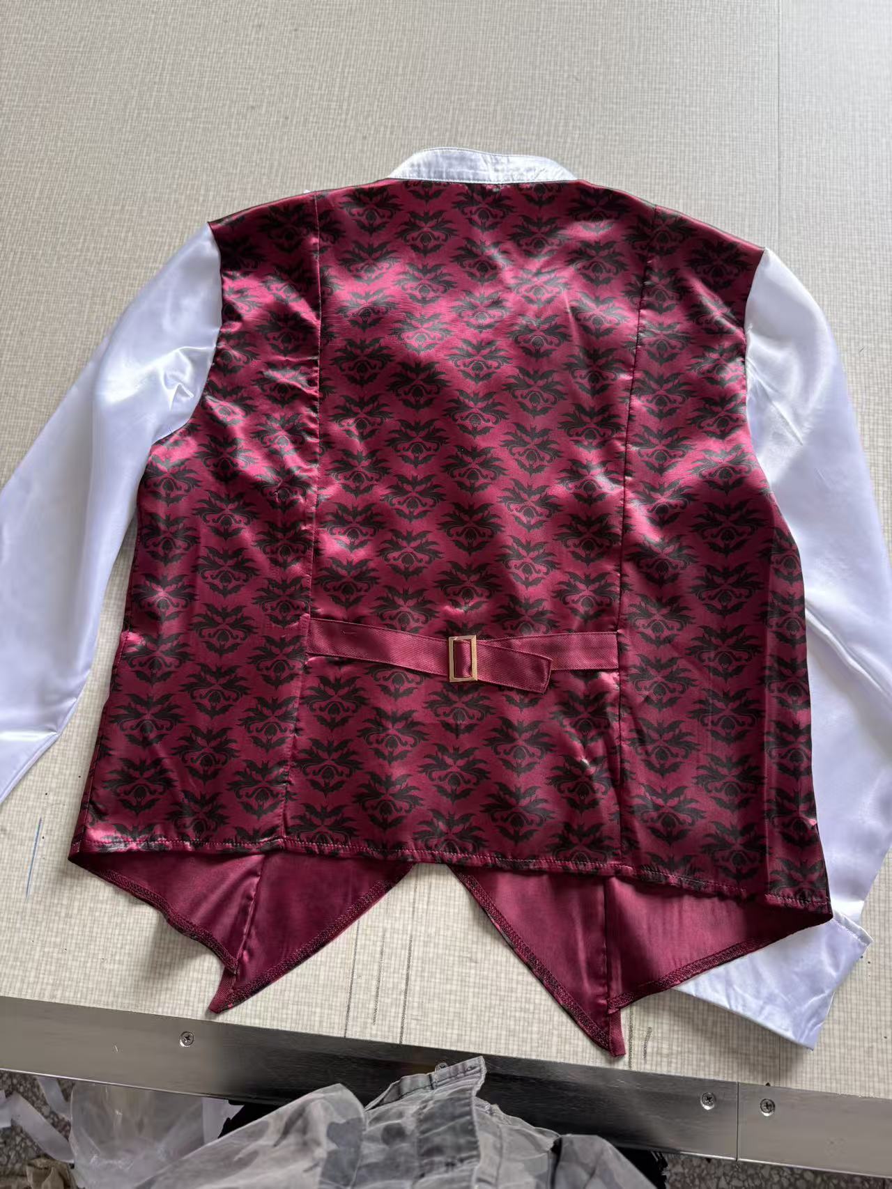 Vampire Devil Costume for Men detail image 2