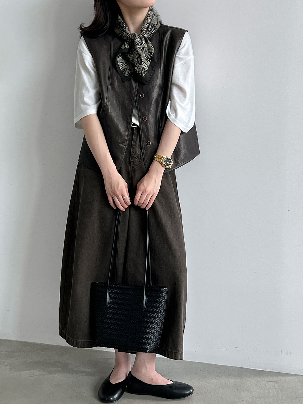 Cropped Belted Wide-Leg Jeans
