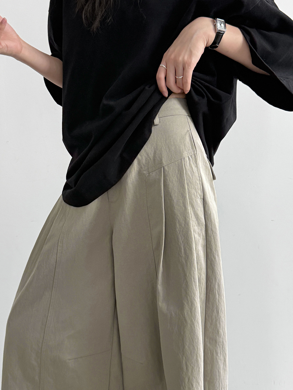 Pleat-Front Wide-Leg Trousers