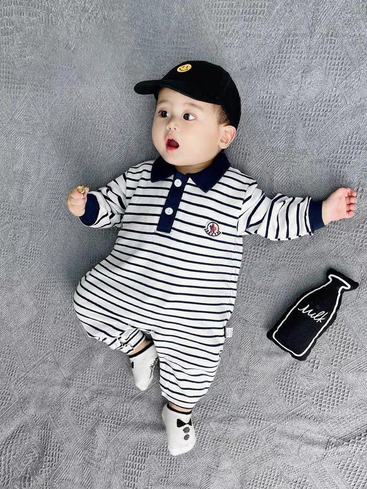 Cozy Infant Bodysuit - Cartoon Print Front