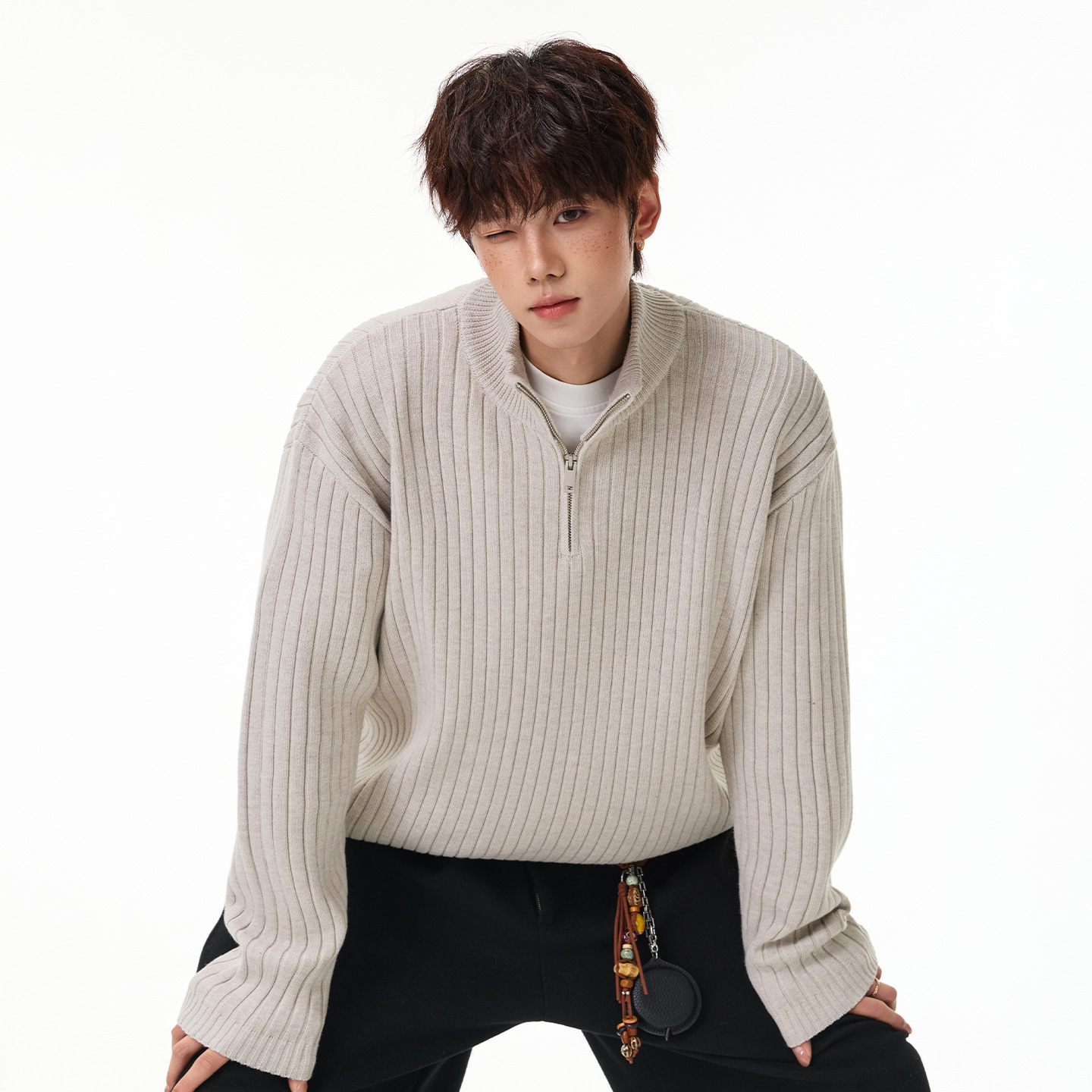 Regular Fit Occasion: Casual Gender: Male Season: Autumn/Winter Type of Clothing: Sweater / Pullover