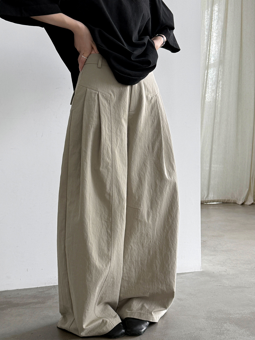 Pleat-Front Wide-Leg Trousers