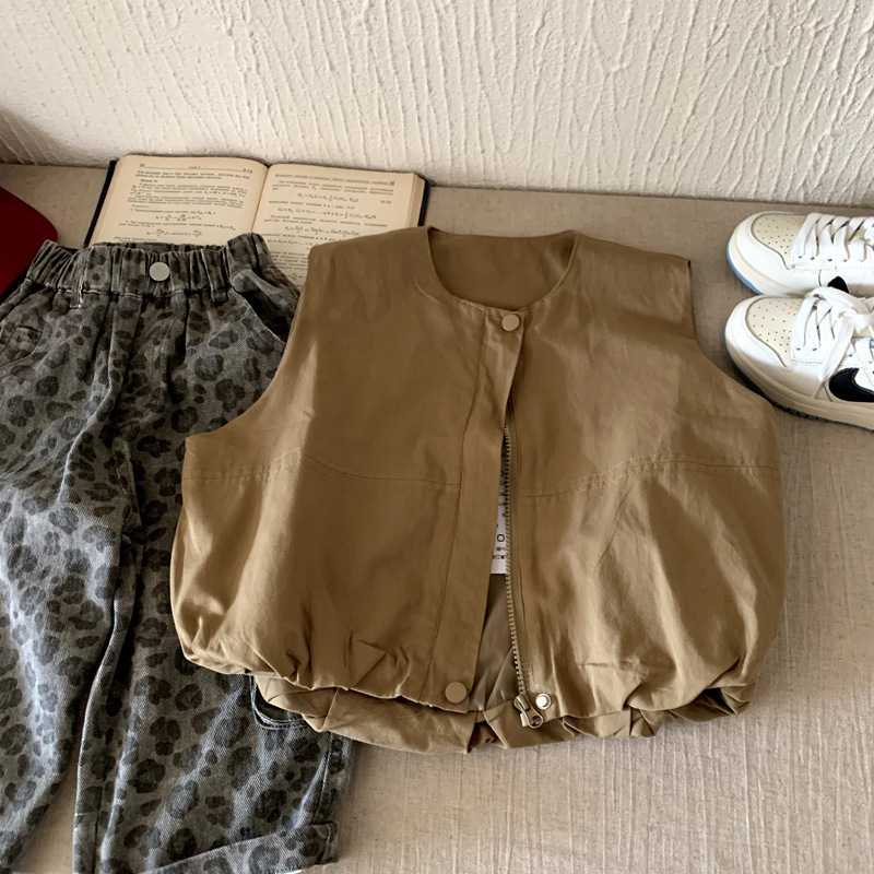 Spring and Autumn Children's Sleeveless Khaki Coat with Vest