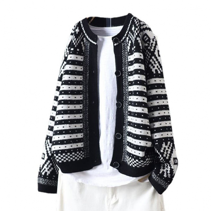 Lifestyle Casual Color-block Stripe Tweed Style Round Neck Knit Cardigan Slim Fit Sweater