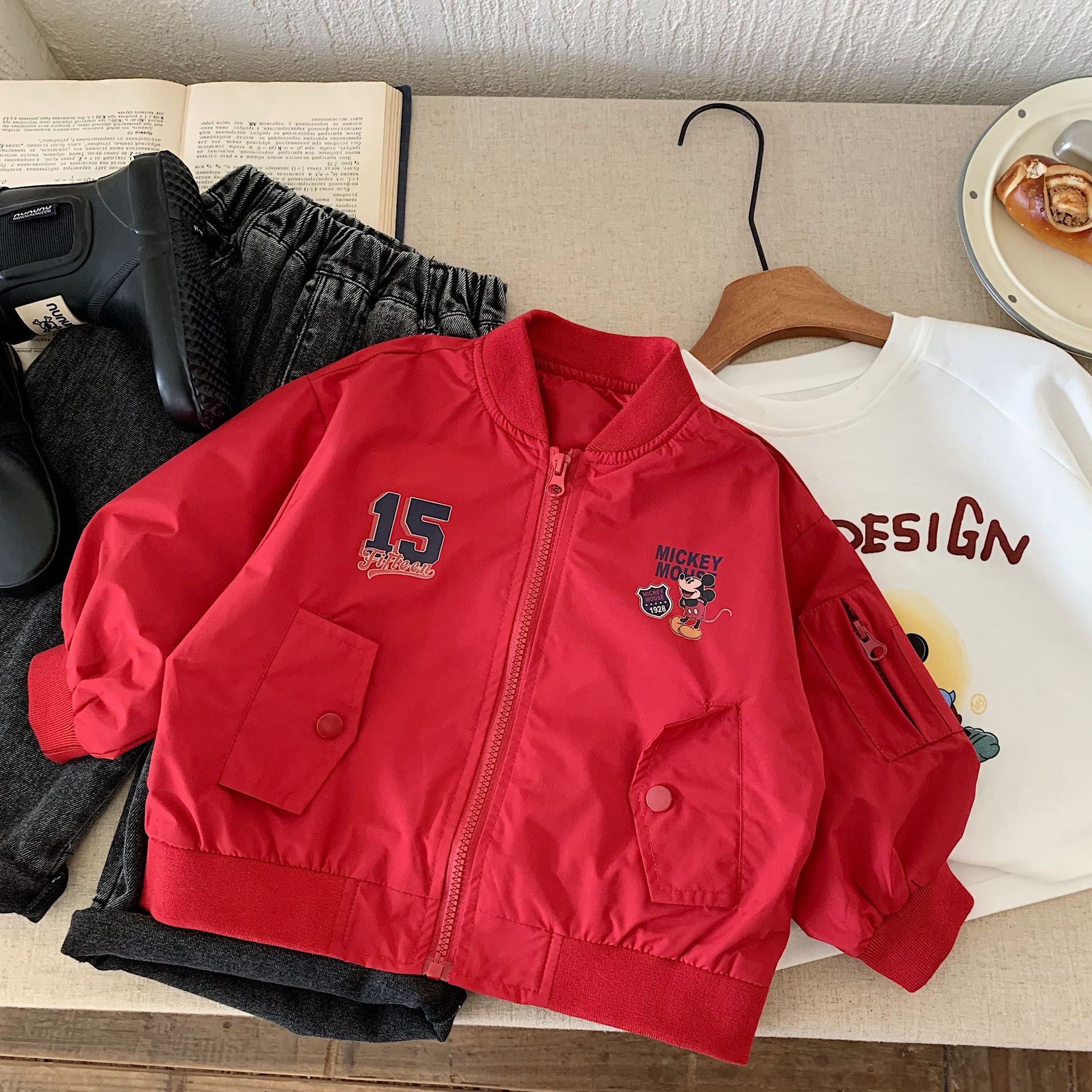 Versatile casual red children's coat