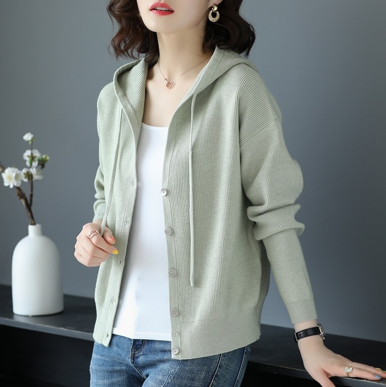 Hooded knitted jacket for women short and loose fit