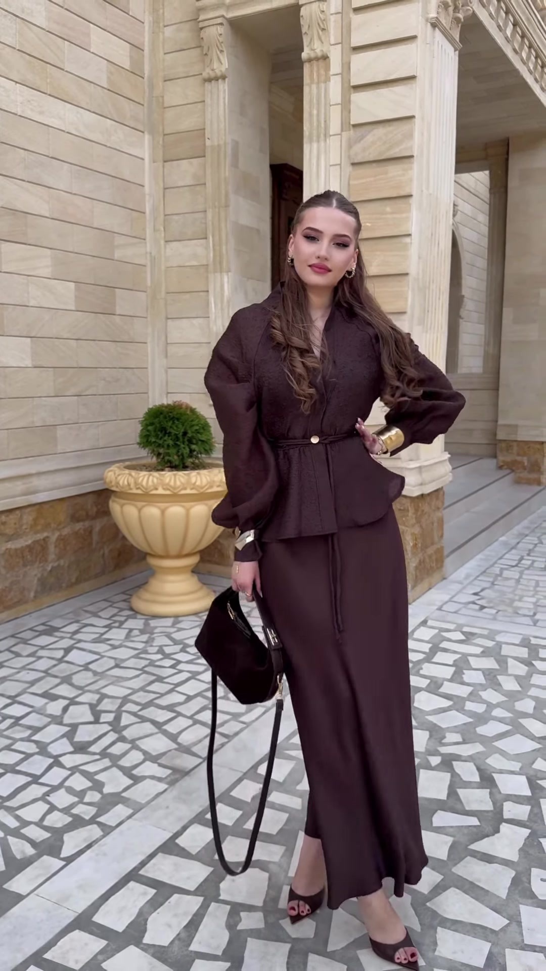 Women's elegant two-piece set — puff sleeve and maxi skirt
