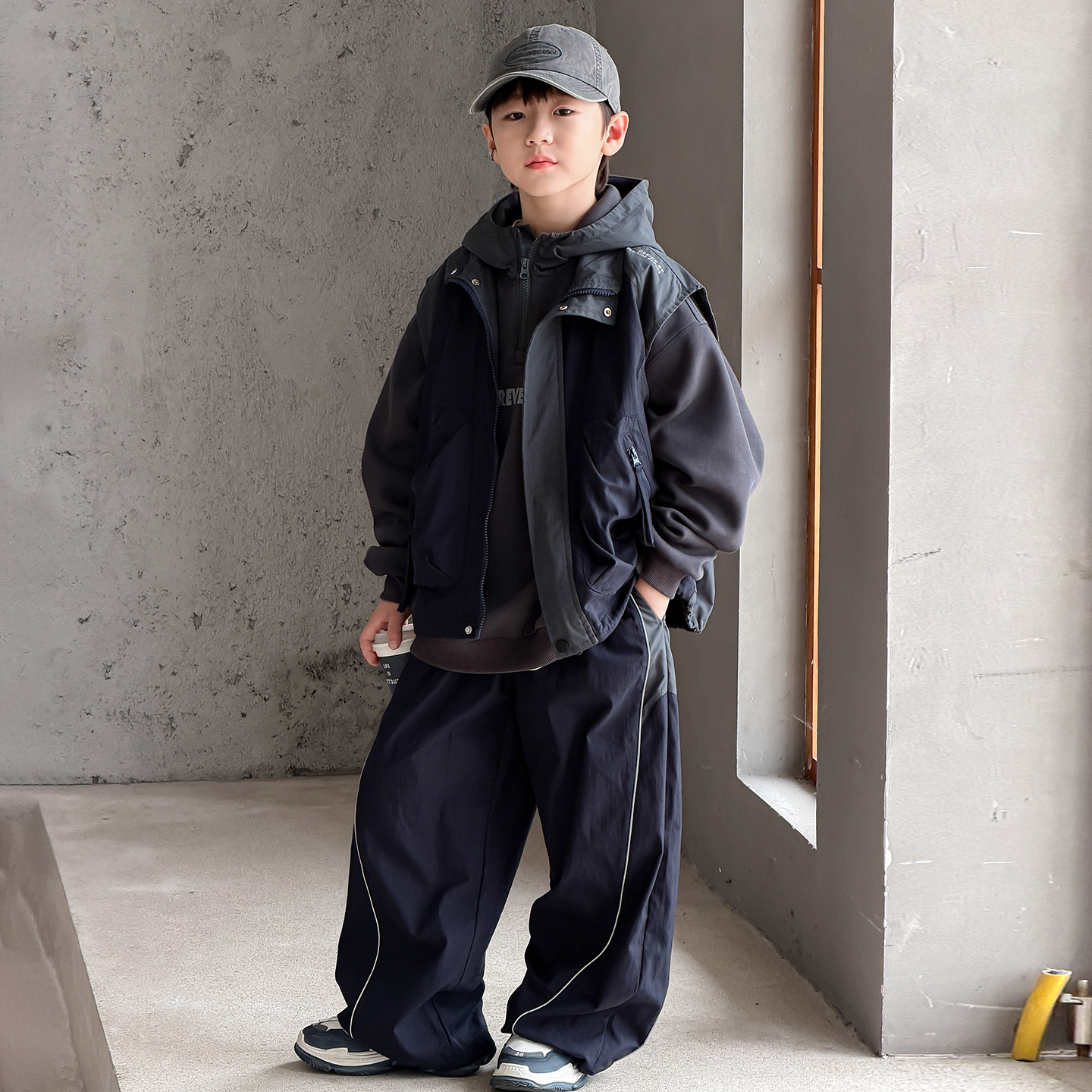 Boys Autumn Long Sleeve Hooded Sweatshirt Cargo Vest 3-Piece Sportswear Set