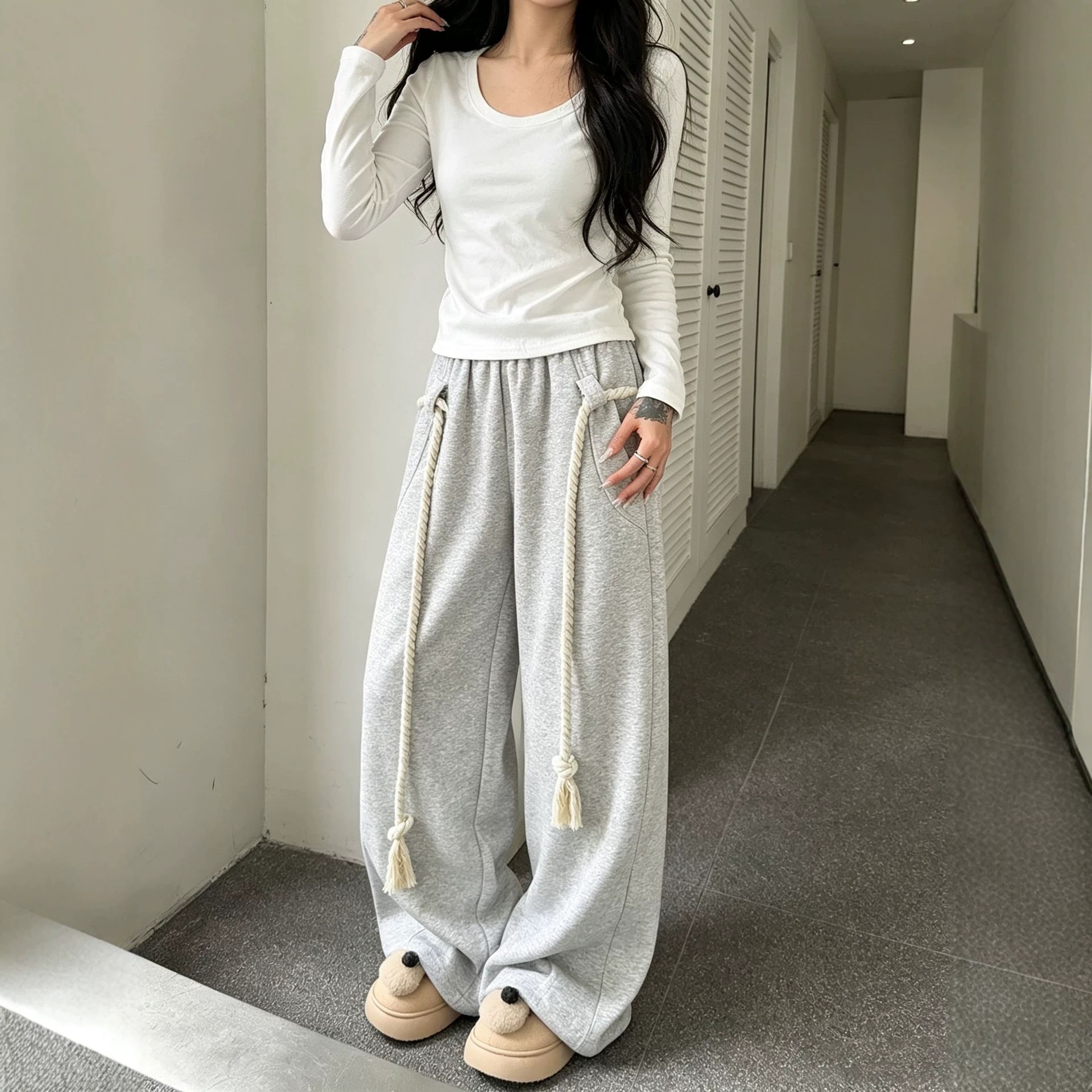 Casual Street Style Women's Loose Wide-Leg Sweatpants Fashionable Spring and Autumn High Street