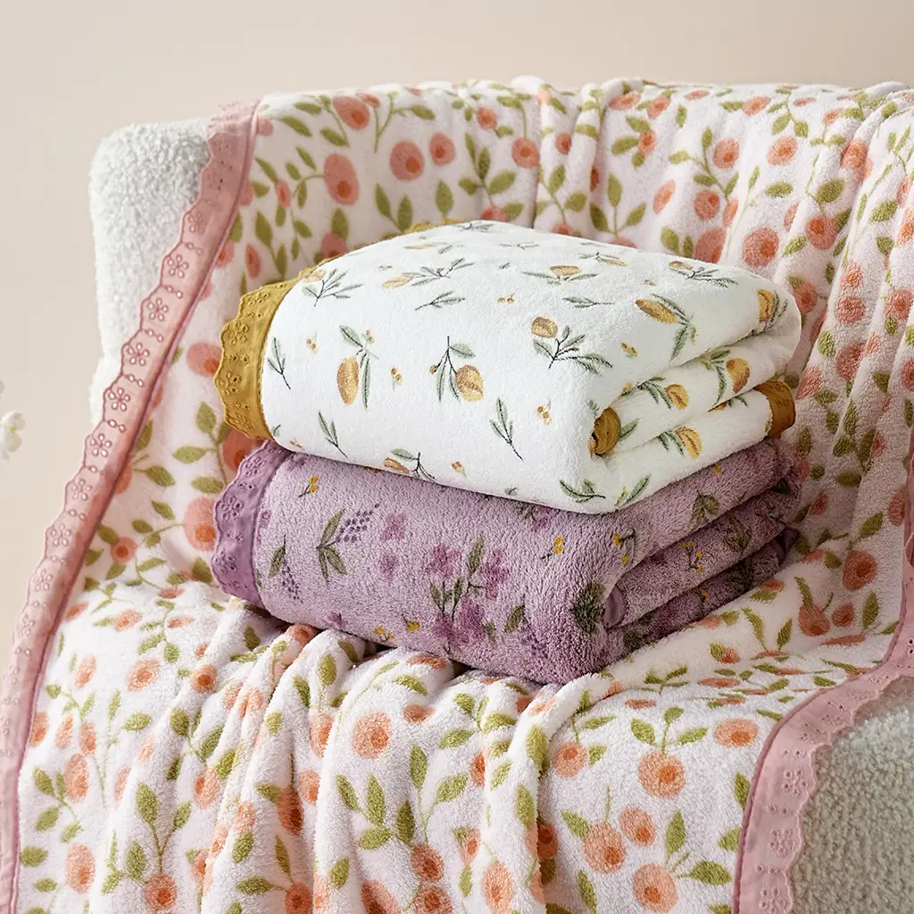 Toalla de baño con estampado floral, imagen 2