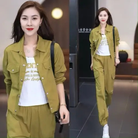 Fashionable Plus-Size Two-Piece Set for Women, Polo Collar Slim-Fit Long Sleeve Short Jacket with