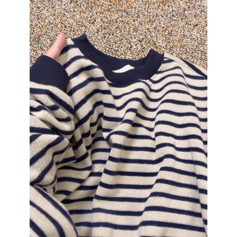 Women's Striped Long Sleeve Round Neck Loose Fit Sweatshirt