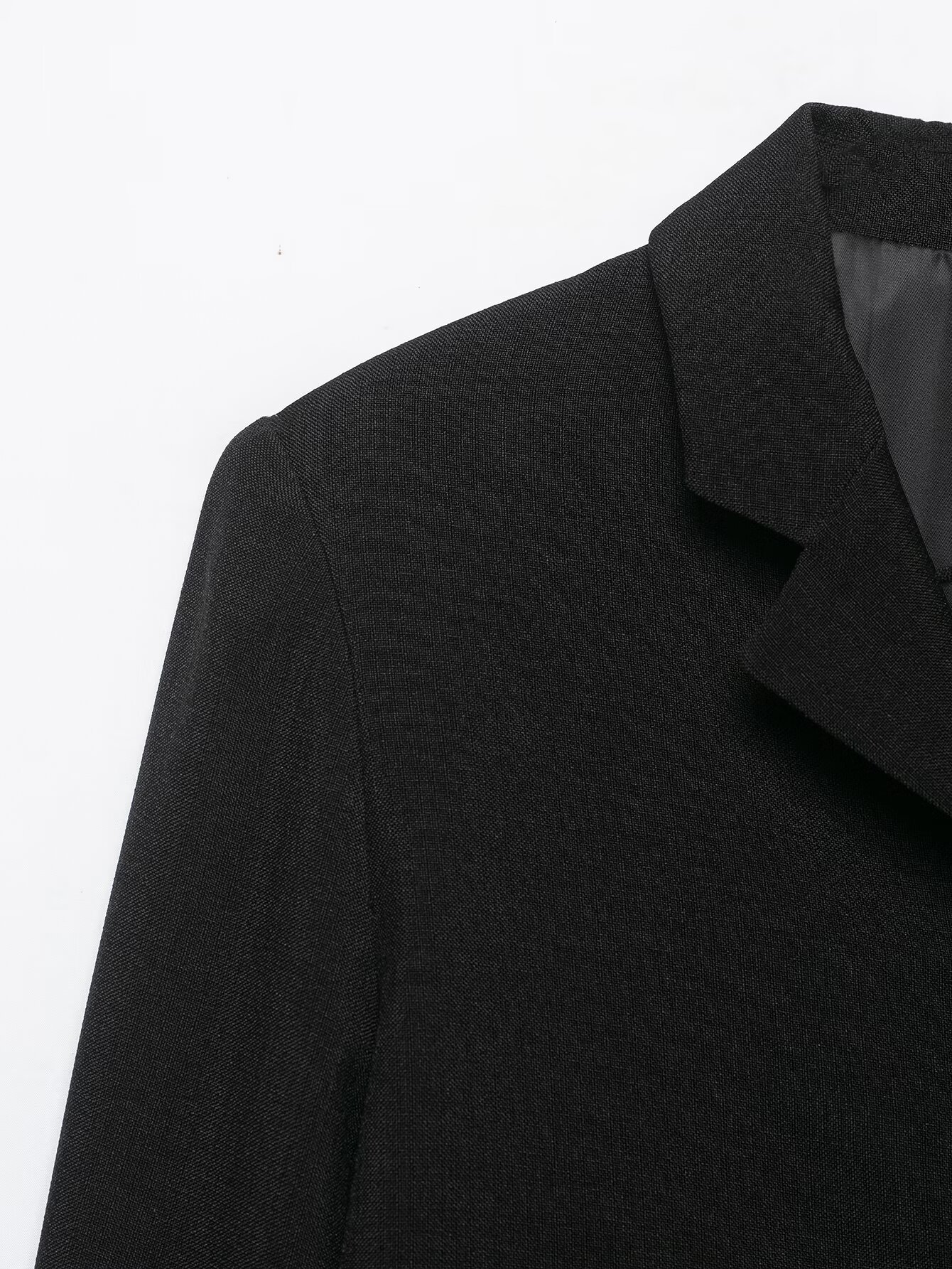 Fitted Single-Breasted Blazer