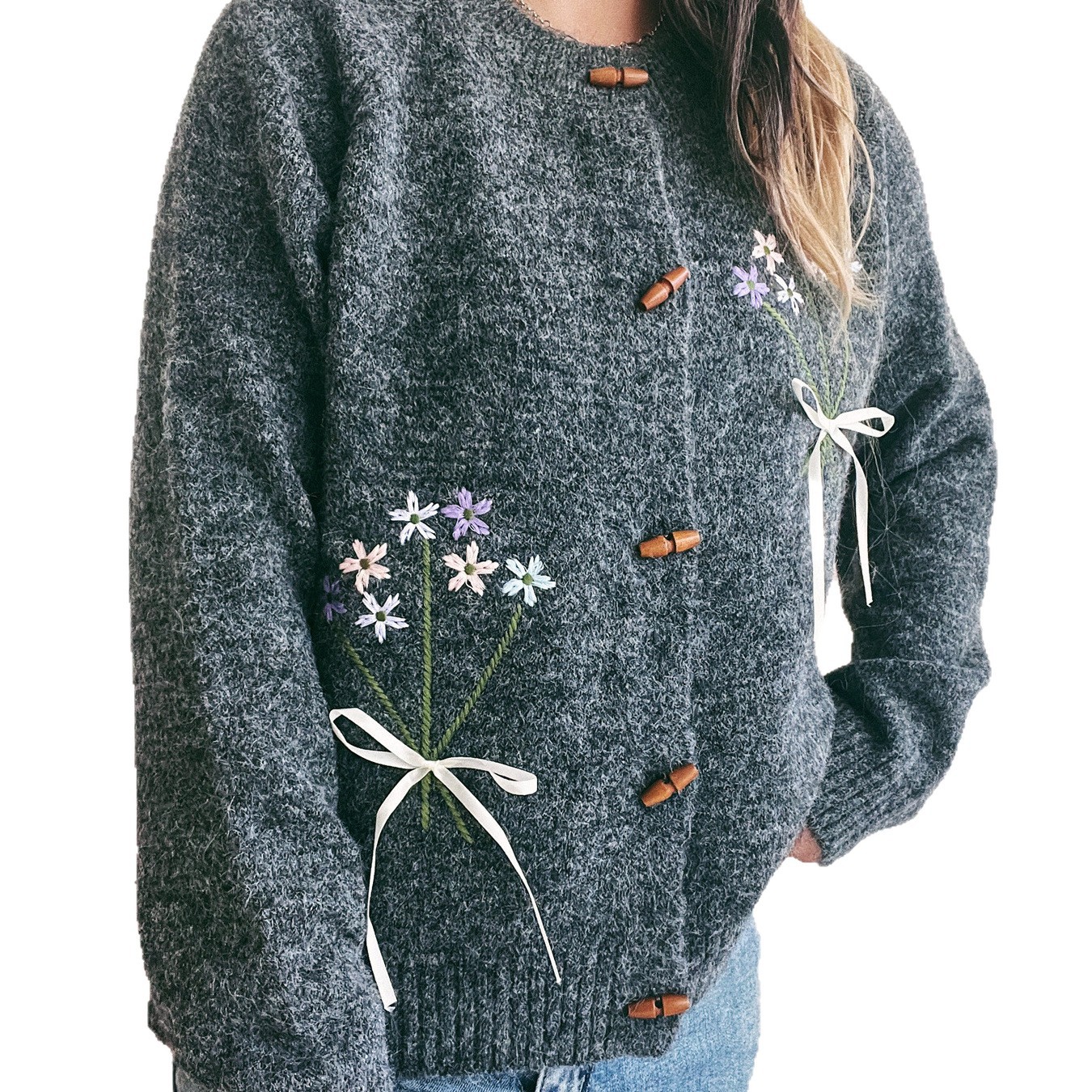 Embroidered small flower bow horn button women's cardigan sweater