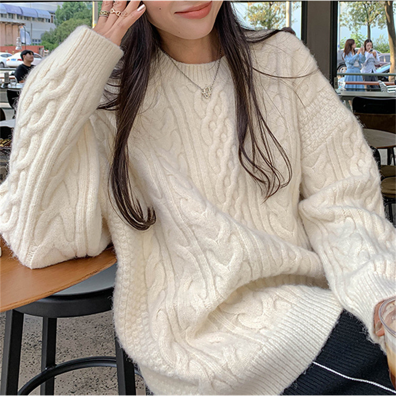 Round neck Fried Dough Twists simple solid color pullover sweater